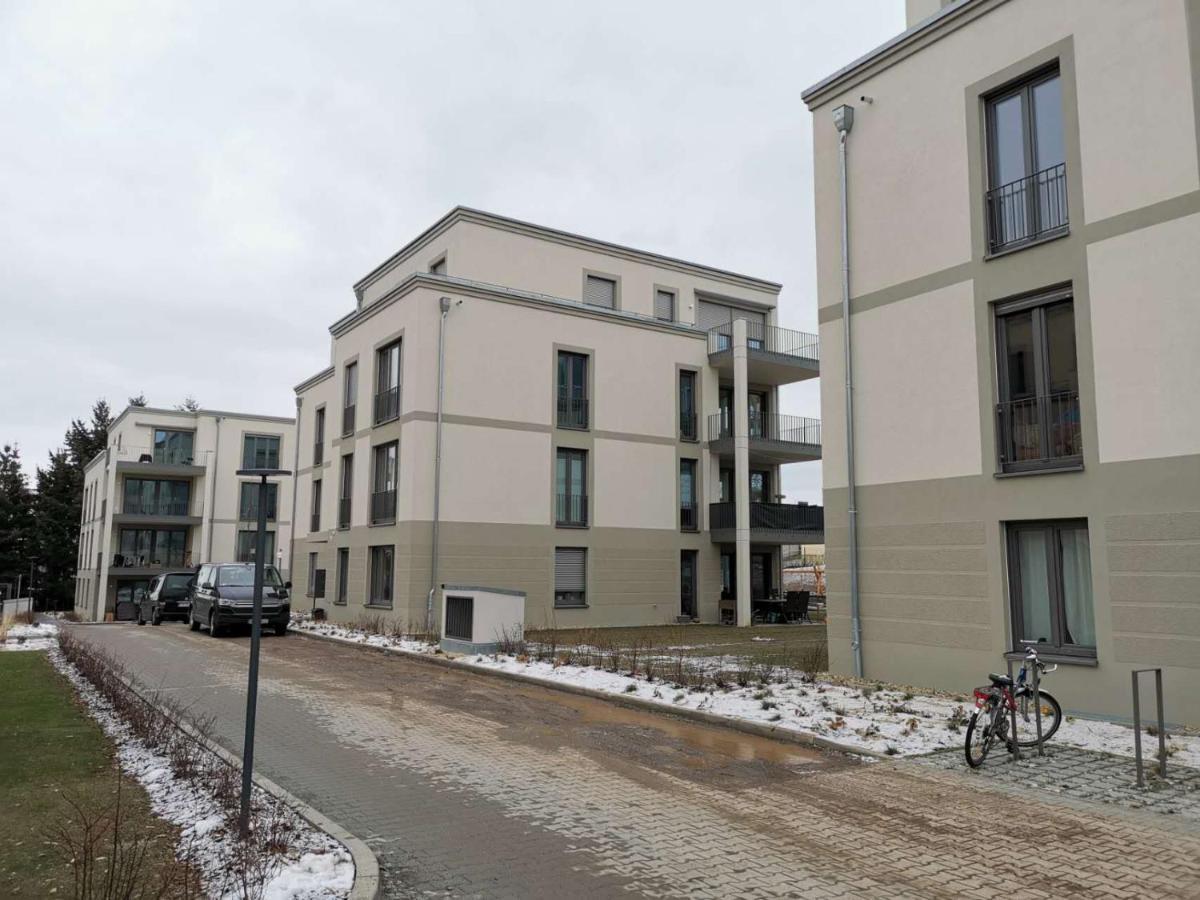 Gemuetliches Privatzimmer In Geraeumiger Gemeinschaftswohnung Dresden Bagian luar foto
