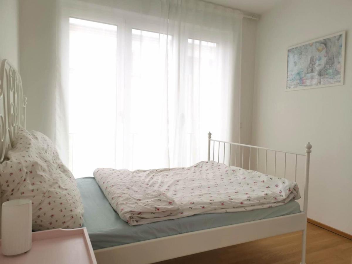 Gemuetliches Privatzimmer In Geraeumiger Gemeinschaftswohnung Dresden Bagian luar foto