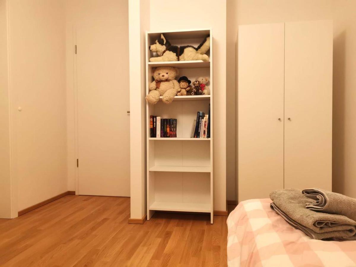 Gemuetliches Privatzimmer In Geraeumiger Gemeinschaftswohnung Dresden Bagian luar foto